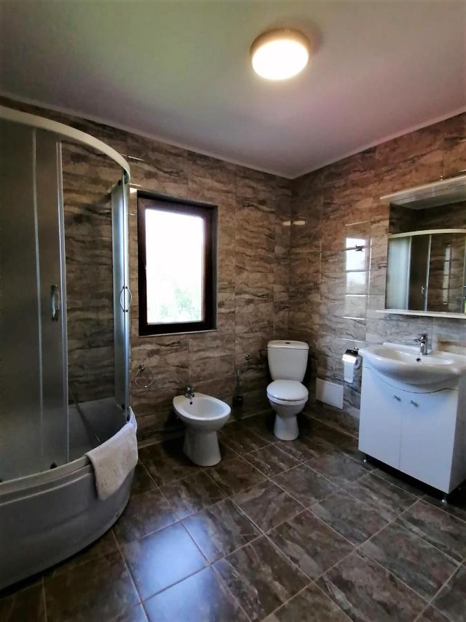 מלון Casa Carp Calarasi מראה חיצוני תמונה